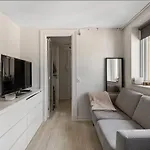 Penthouse By The Royal Park